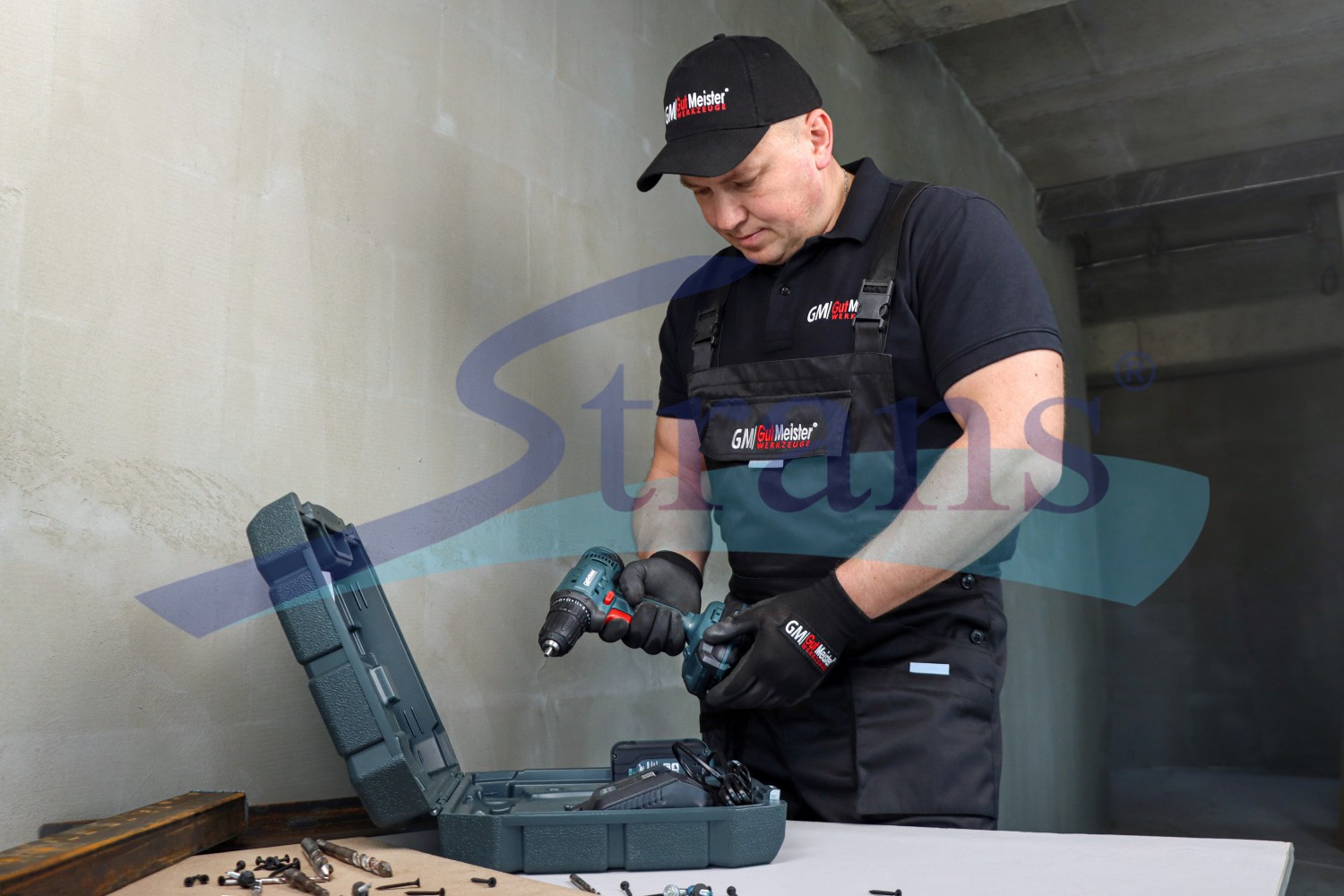 Дриль-Шуруповерт Акумуляторний Gut Meister 20V 2X2.0Ah 30Nm 21+1 0